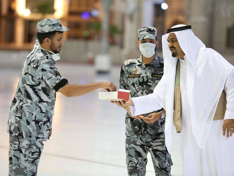 Holy Mosques of Mecca, Medina Nearly Empty for Eid al-Fitr Prayers